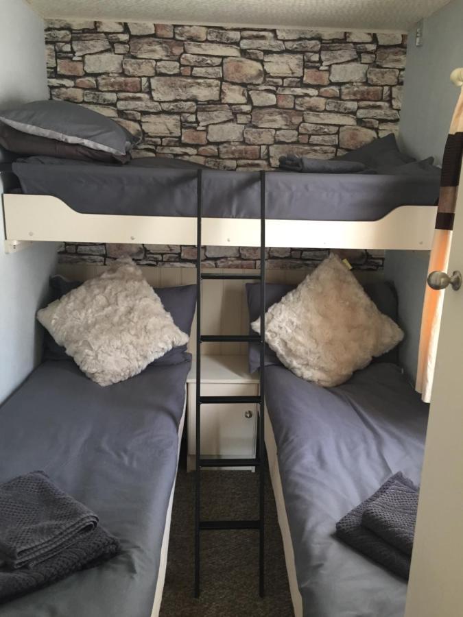 Byre Cottages & Log Cabin Cardigan Luaran gambar