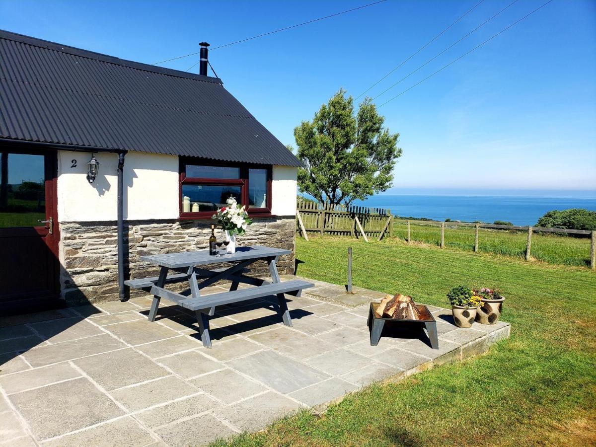 Byre Cottages & Log Cabin Cardigan Luaran gambar