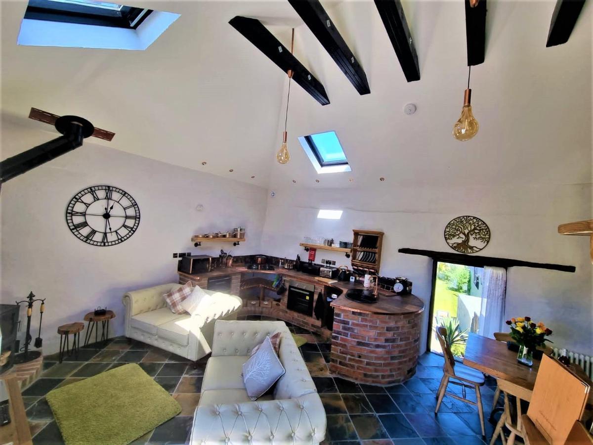 Byre Cottages & Log Cabin Cardigan Luaran gambar