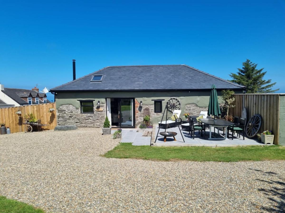 Byre Cottages & Log Cabin Cardigan Luaran gambar