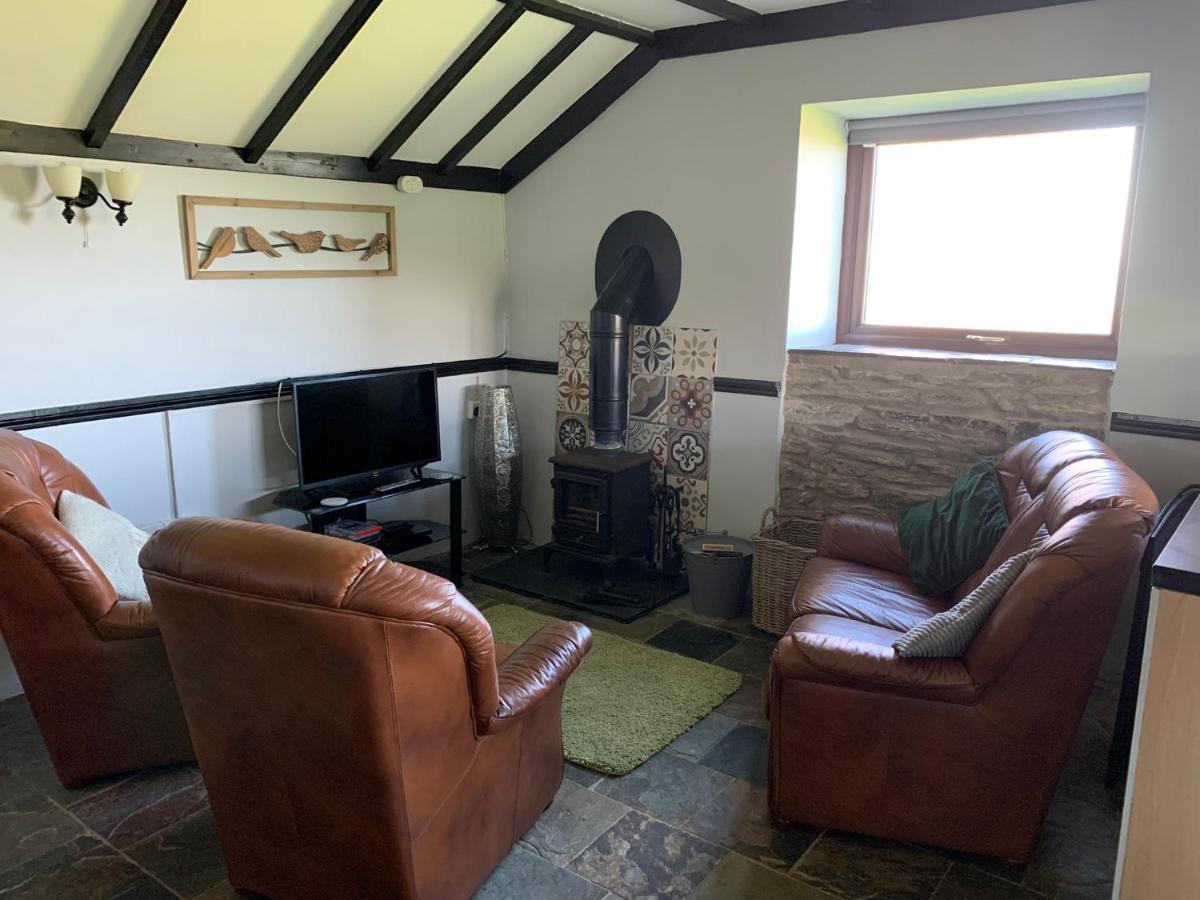 Byre Cottages & Log Cabin Cardigan Luaran gambar